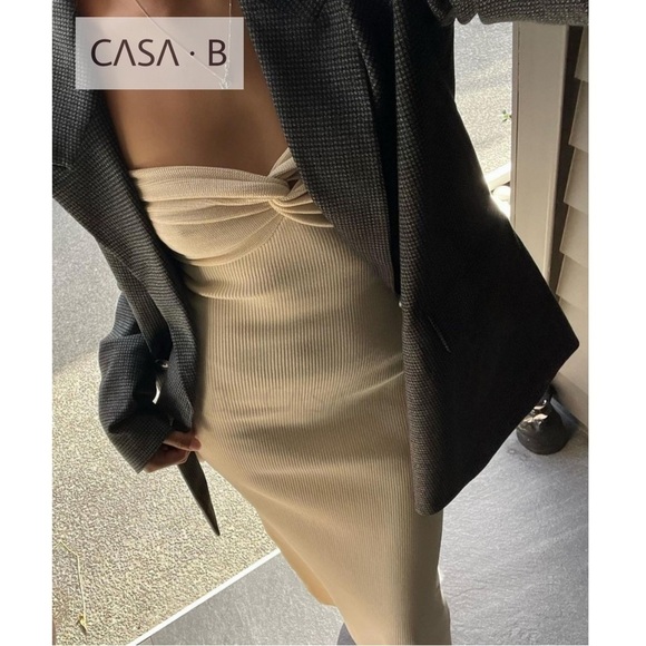 NEW ARRIVAL!💫 CASA B | Renee Twist Front Oatmeal Knit Midi Dress - Picture 3 of 8